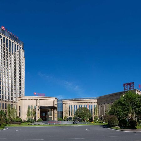 Ramada Yiyang Taojiang Hotel ภายนอก รูปภาพ