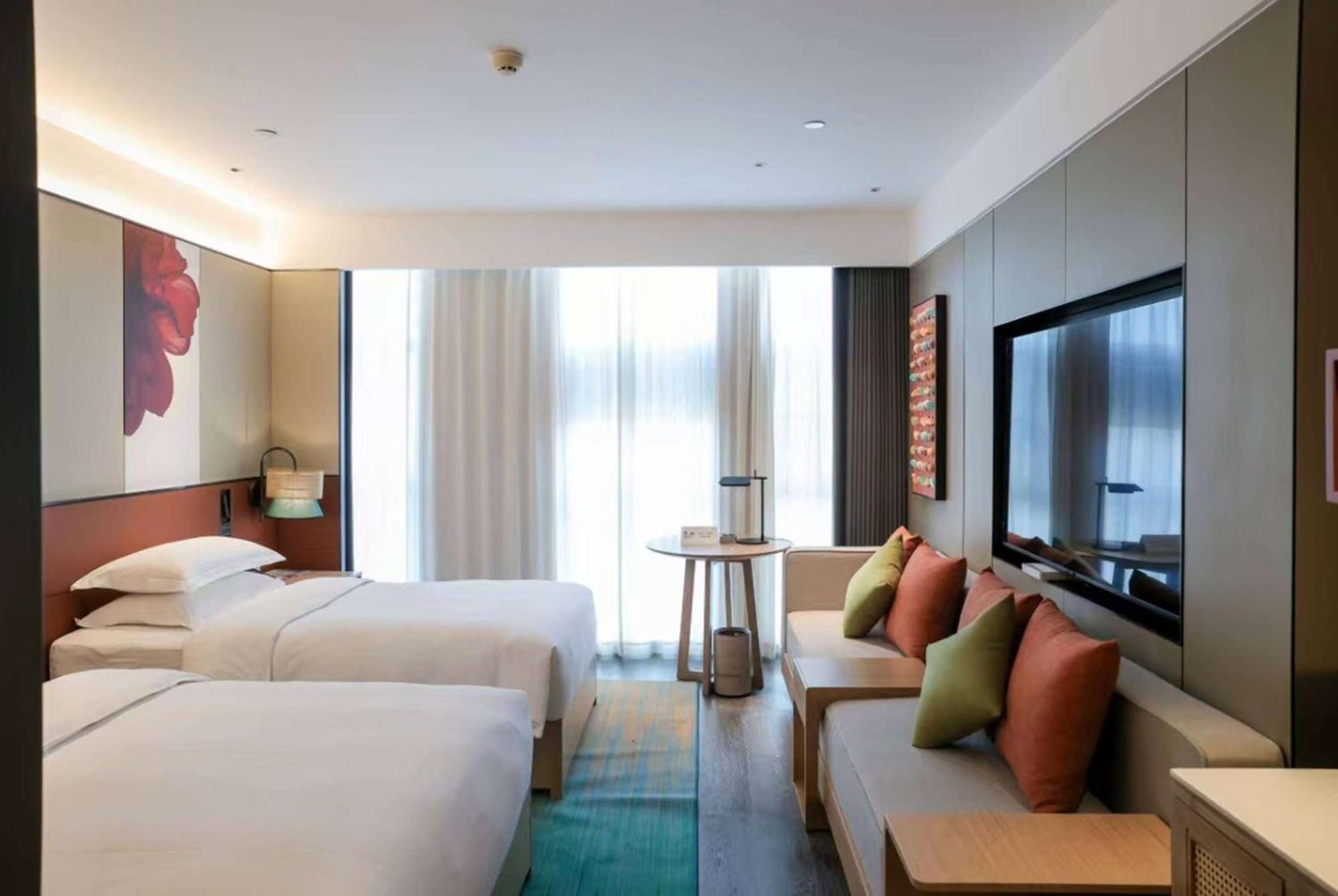 Ramada Yiyang Taojiang Hotel ภายนอก รูปภาพ