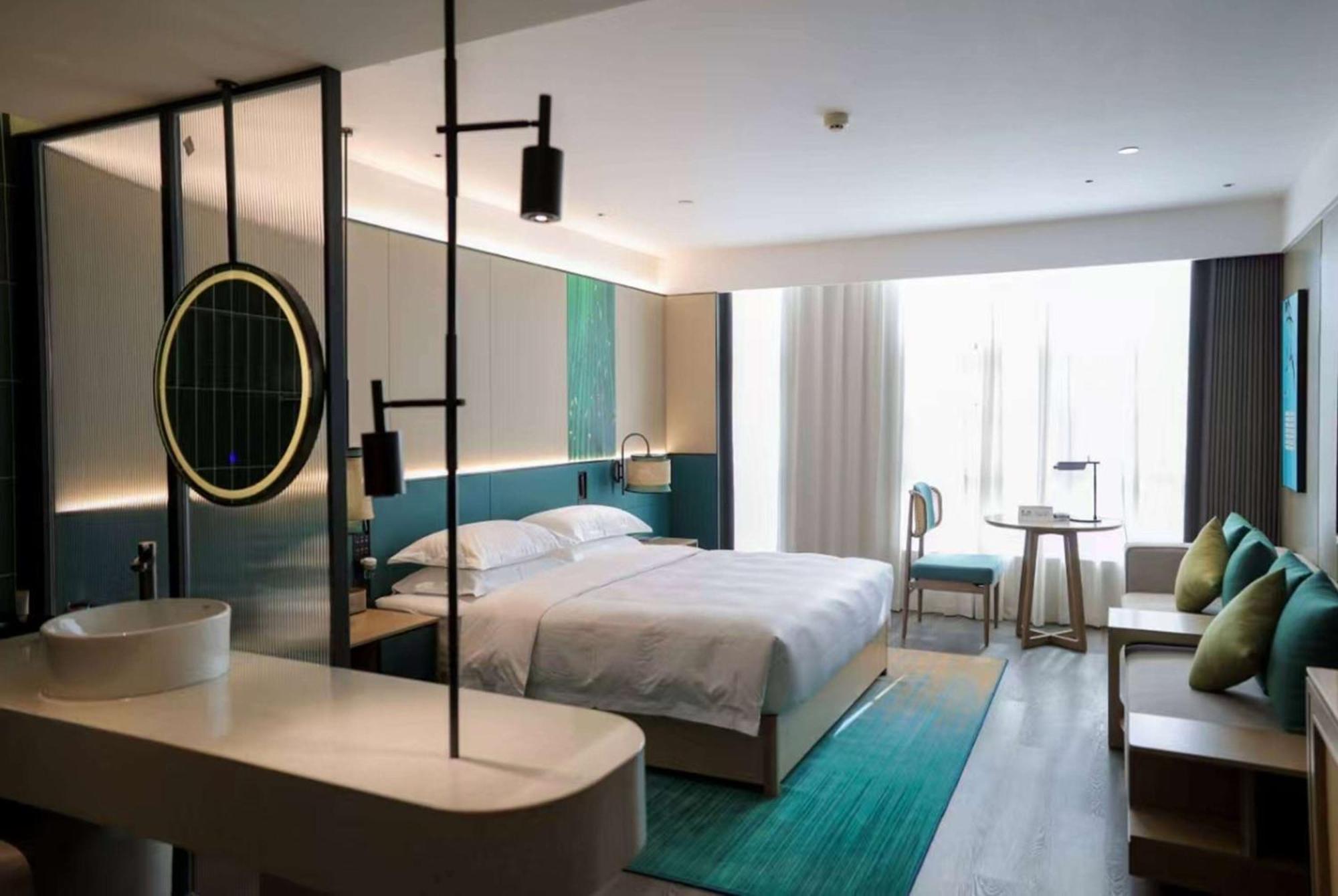 Ramada Yiyang Taojiang Hotel ภายนอก รูปภาพ