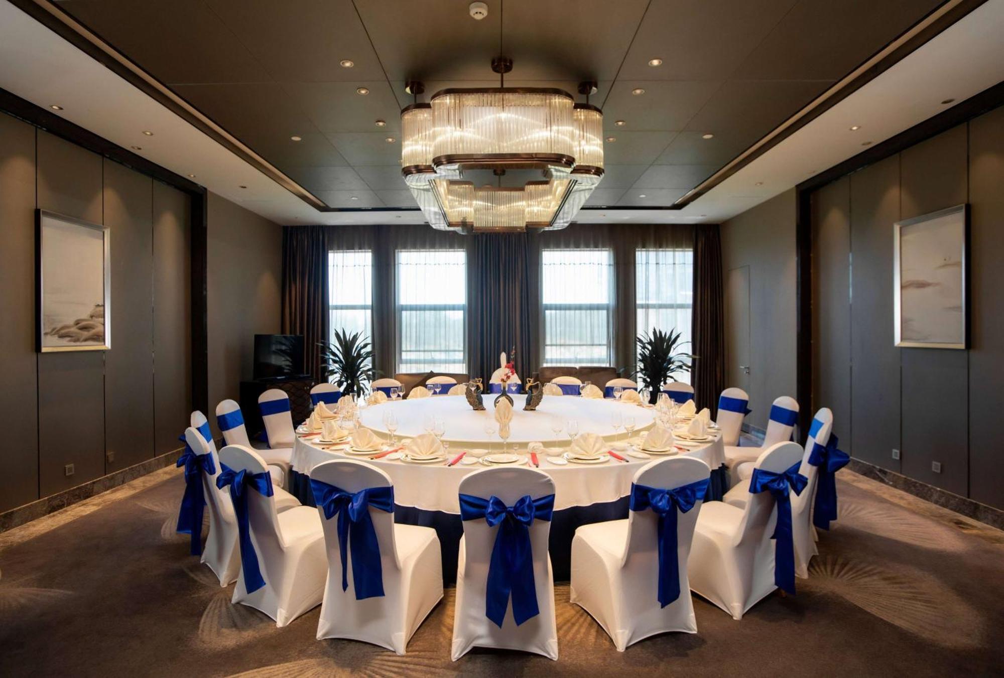 Ramada Yiyang Taojiang Hotel ภายนอก รูปภาพ