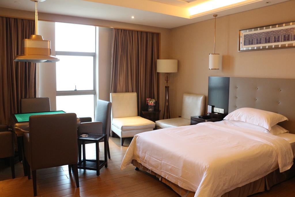 Ramada Yiyang Taojiang Hotel ภายนอก รูปภาพ